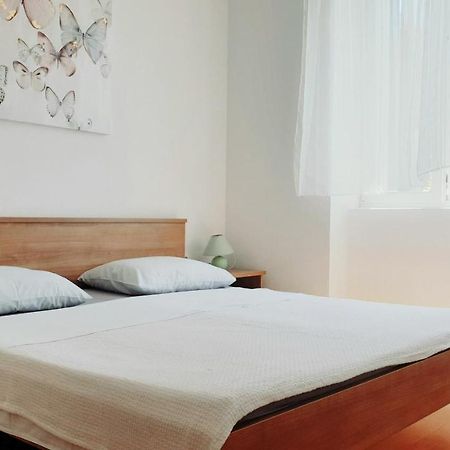 Apartmani Paron Sime سيلين المظهر الخارجي الصورة