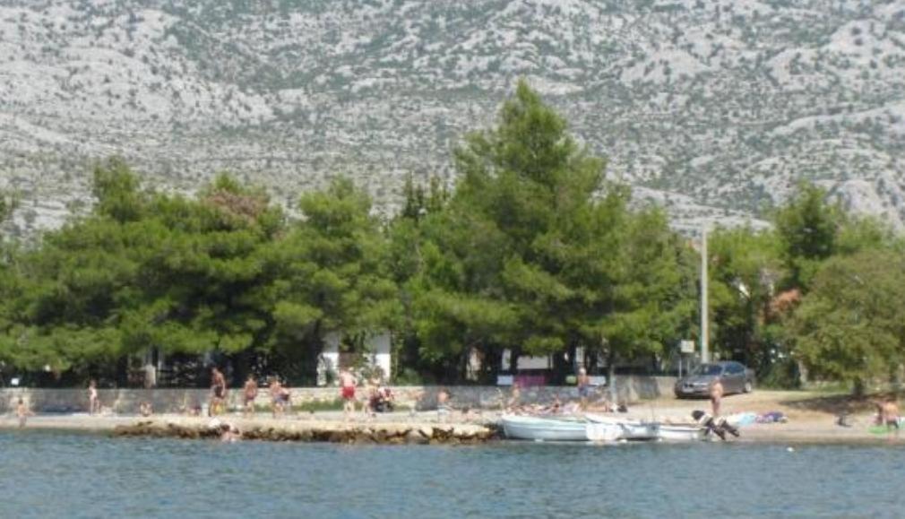Apartmani Paron Sime سيلين المظهر الخارجي الصورة