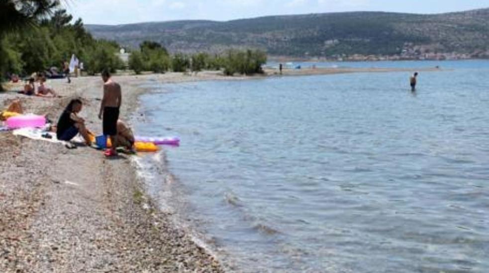 Apartmani Paron Sime سيلين المظهر الخارجي الصورة