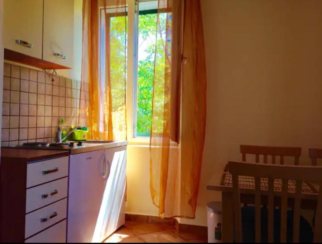 Apartmani Paron Sime سيلين المظهر الخارجي الصورة