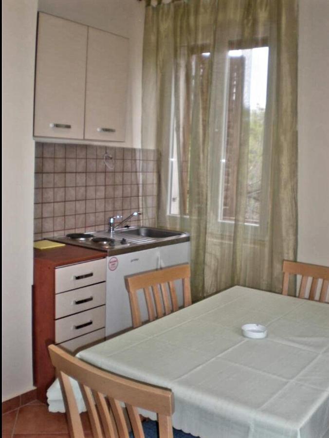 Apartmani Paron Sime سيلين المظهر الخارجي الصورة