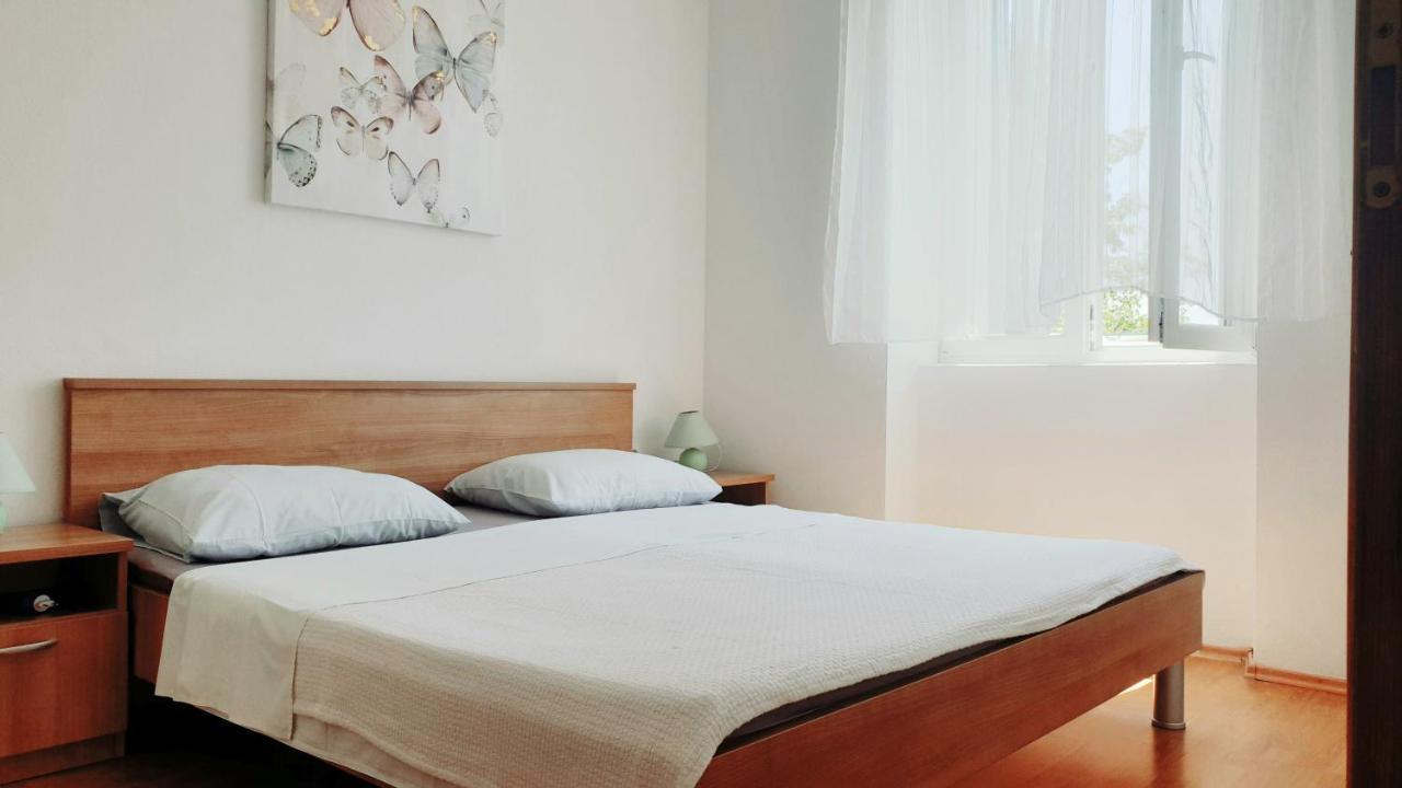 Apartmani Paron Sime سيلين المظهر الخارجي الصورة
